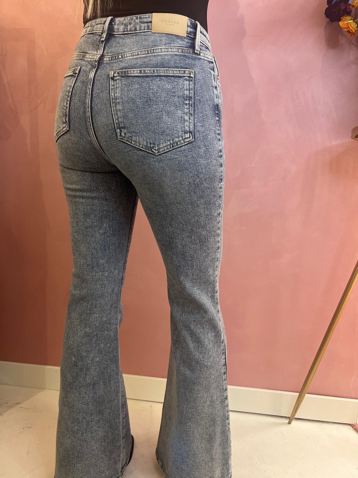 HOMAGE Flared Jeans – Tijdloos & Verfijnd in Premium Denim