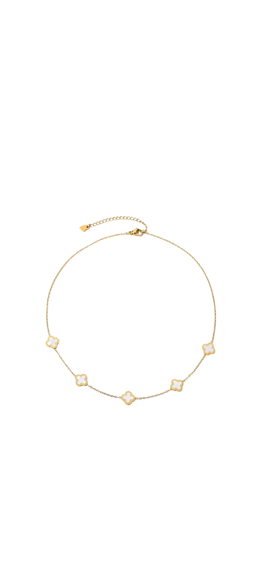 Sweet 7 – Golden Clover Necklace