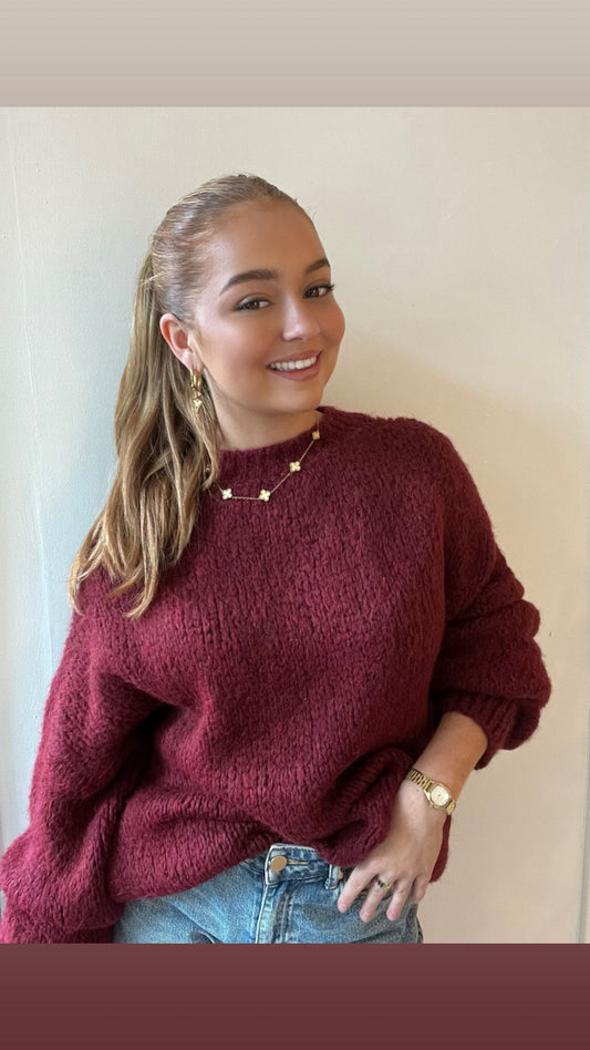 Burgundy Dream Knit – Warmte & Elegantie
