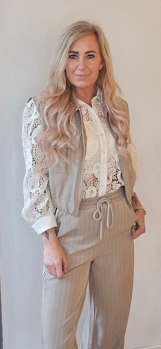 Chic & Flowy – Wijde Broek in Taupe