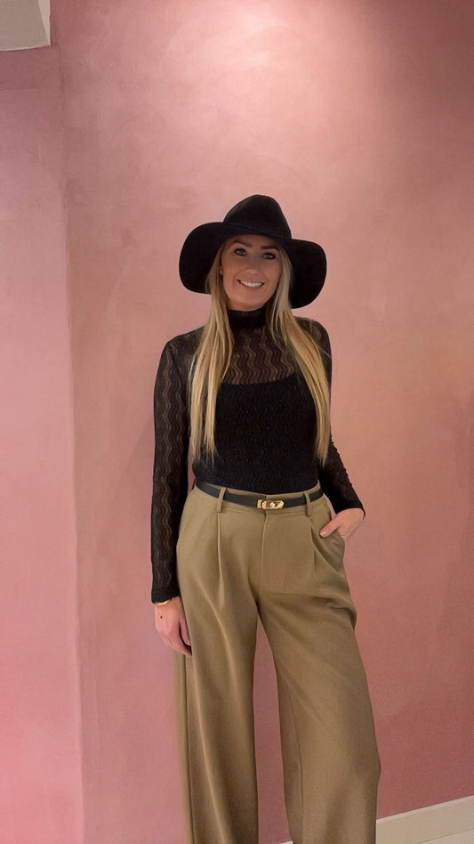 Chic Comfort – Hoge Taille Pantalon in Camel