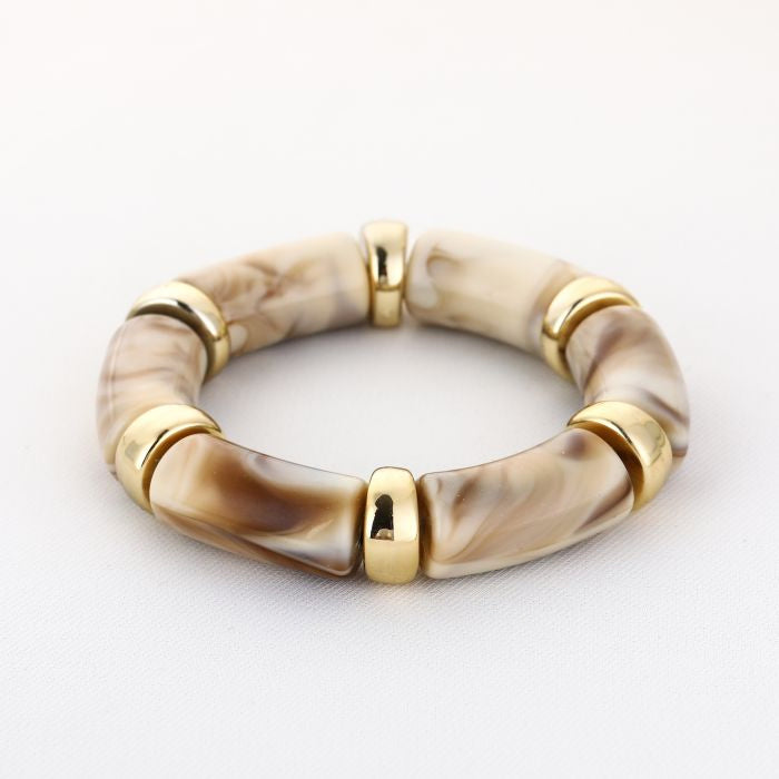 Wit-goudkleurige armband met marmerlook