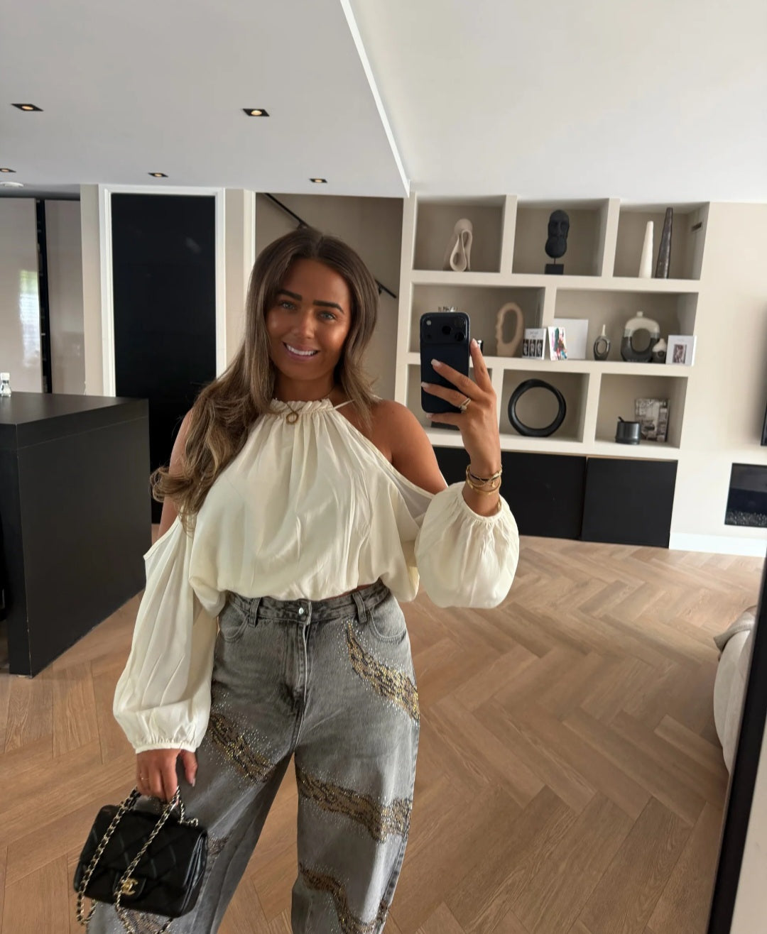 Elegant Open Shoulder Top – Off White
