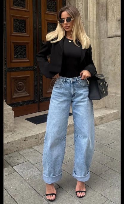 BALLOON JEANS – EEN MODERNE, LUXE LOOK MET NONCHALANTE FLAIR