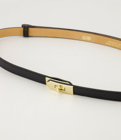 Tijdloze Suede riem met luxe gouden sluiting