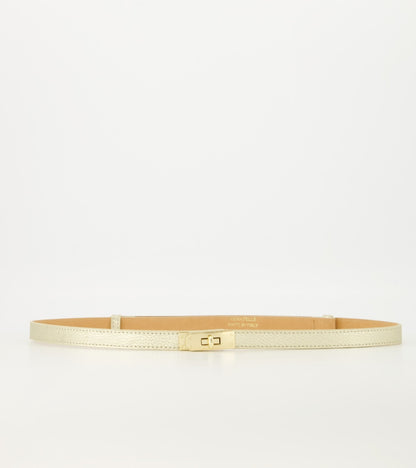 Leren riem met goudkleurige sluiting – elegant & tijdloos