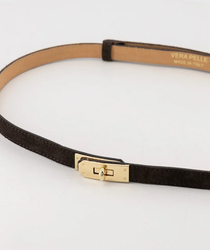 Suède riem met goudkleurige sluiting – elegant & tijdloos