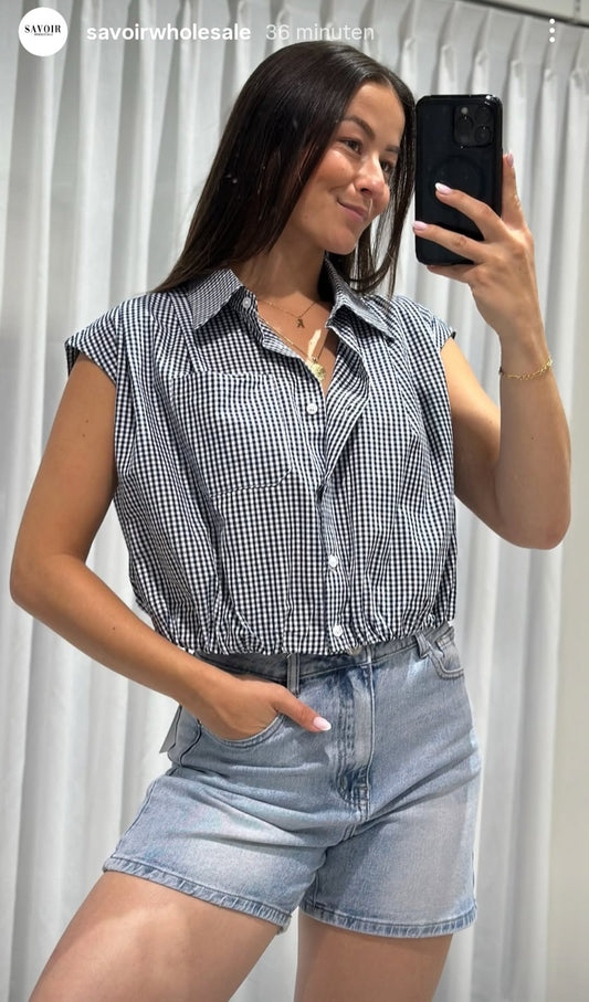 Gingham Blouse – Tijdloos & Trendy