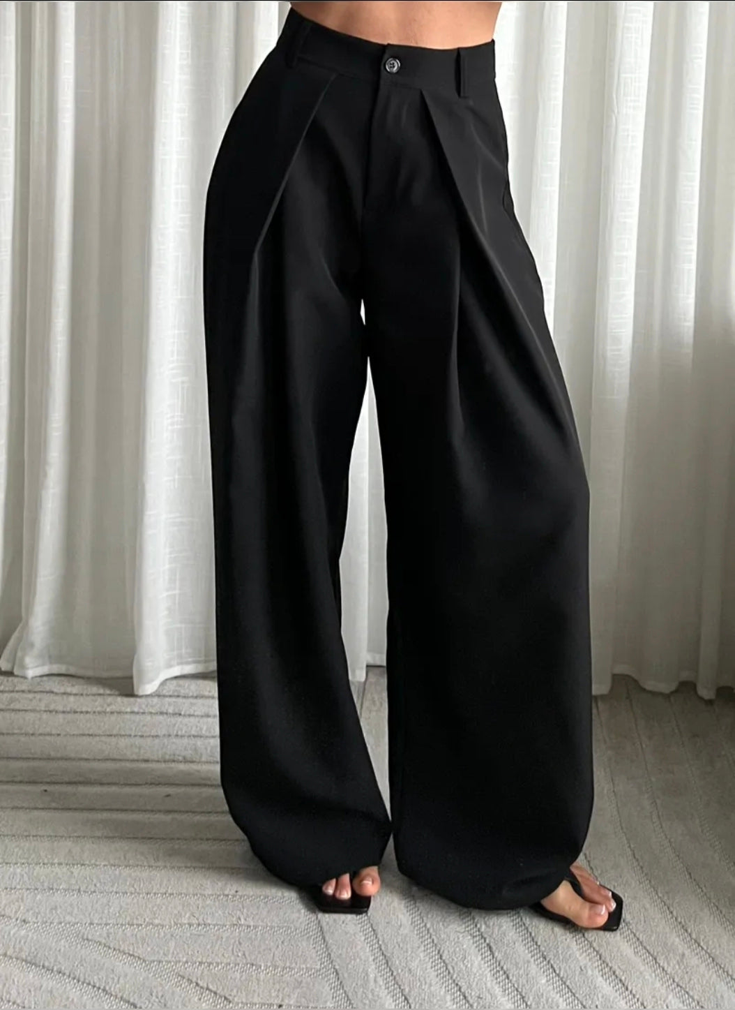 Power Pants With A Twist – Black